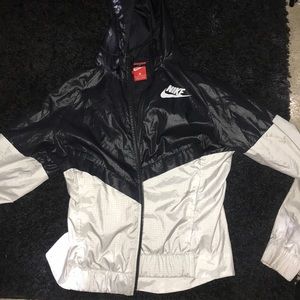 Nike windbreaker